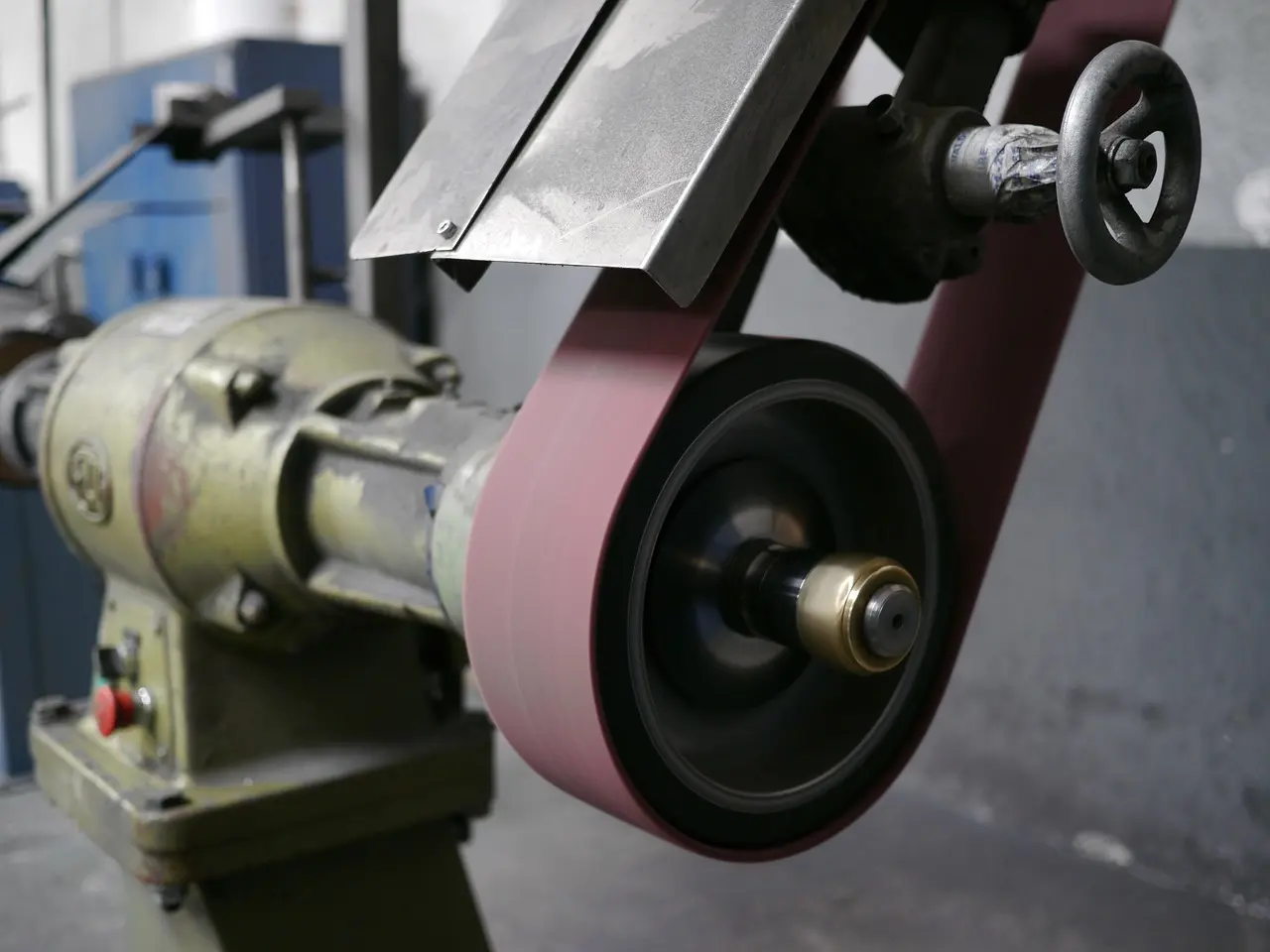 3 ideer til Malmö FF-dekorationer du kan lave med en båndpudser